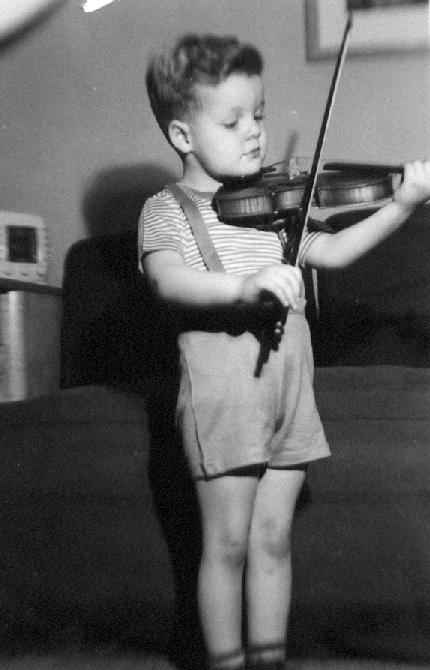 me with a violin